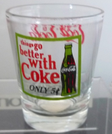 351173 € 7,50 coca cola borrelglas USA Things go better with coke.jpeg